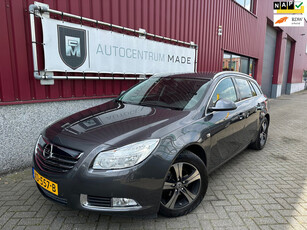 Opel Insignia Sports Tourer 1.8 Edition // Navi // PDC // Tr.Hk // LM Velgen