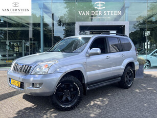 Toyota Land Cruiser 3.0 D-4D Executive 8-Pers. l Camera l Leder l Elek. Stoelen l Stoelverwarming l Navigatie l Youngtimer