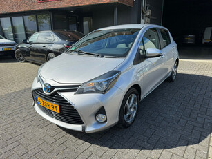 Toyota Yaris 1.5 Hybrid Lease Cruise contr| Stoelverw| Dealer onderhouden