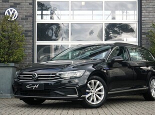 Volkswagen Passat VARIANT 1.4 TSI GTE CAMERA - MASSAGE AD. CRUISE