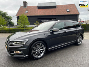 Volkswagen Passat Variant 1.6 TDI Highline R-Line Panoramadak Virtueel/Displ Led/Xenon