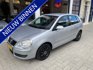 Volkswagen Polo 1.4-16V Turijn 5-DEURS