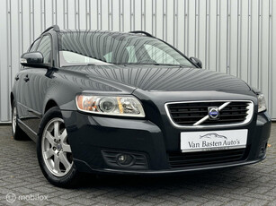 Volvo V50 1.6D S/S Summum | Leder | Trekhaak | Youngtimer | Dealer onderhouden | PDC |