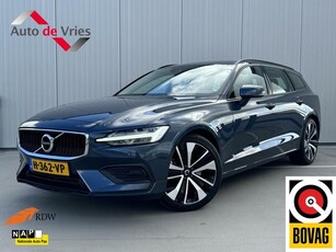 Volvo V60 2.0 T4 MomentumNaviDealeronderhoudenNL-Auto