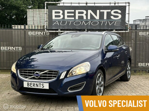 Volvo V60 T3 Ocean Race|Navi|Leder|Trekhaak|Bluetooth