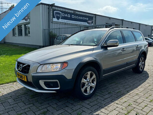 Volvo XC70 2.4 D5 Momentum 4X4|STOELVW|NAVI|CRUISE|TREKHAAK|DEALER ONDERHOUDEN