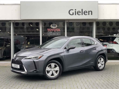 Lexus UX 250h Business Line Limited | Navigatie, Parkeersensoren voor + achter, Lichtsensor, Adaptive cruise control, Weinig KM!