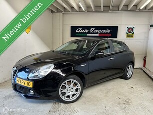 Alfa Romeo Giulietta Distinctive 1.4 170Pk TCT Automaat