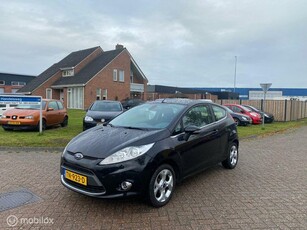 Ford Fiesta 1.4 Ghia Clima Isofix