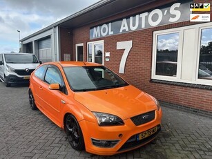 Ford Focus 2.5-20V ST