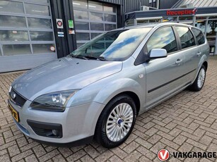 Ford FOCUS Wagon 1.6-16V First Ed.