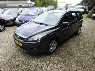 Ford Focus Wagon 1.6 Comfort airco trekhaak radio cd