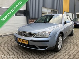 Ford Mondeo 1.8-16V Ambiente TREKHAAK!