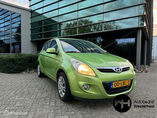 Hyundai i20 1.2i DynamicVersion Nieuwe APK Afneembare