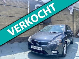 Kia Cee'd 1.4 CVVT Navigator Plus Pack airco VERBRUIKT WAT