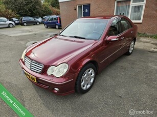 Mercedes C-klasse 230 K. Elegance