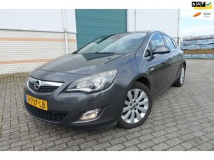 Opel Astra 1.4 Turbo cosmo - 140 PK - afn. trekhaak- cosmo-