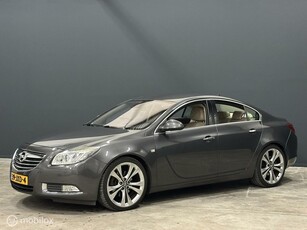 Opel Insignia 2.0 T Cosmo Automaat 221pk Luxe Uitvoering!