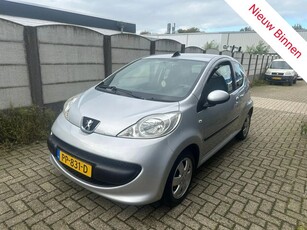 Peugeot 107 1.0 12V 3-DRS 2006 AIRCO/ NIEUWE APK/ BUDGET