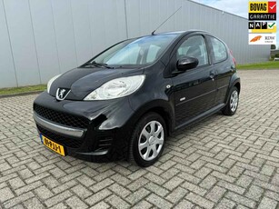 Peugeot 107 1.0-12V Millesim 200 , Airco, Trekhaak