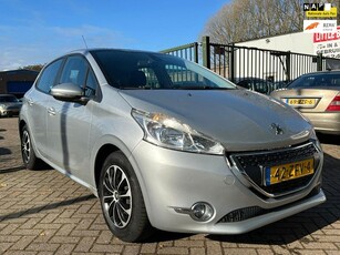 Peugeot 208 1.2 VTi Envy 1e eigenaar dealer onderhouden