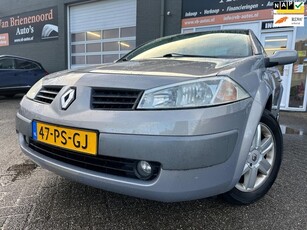 Renault Mégane Coupé-Cabriolet 2.0-16V Privilège Luxe