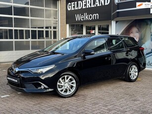 Toyota Auris 1.2T Dynamic Navi Camera Cruise