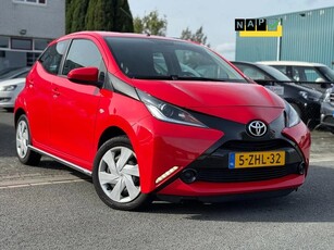 Toyota Aygo 1.0 VVT-i x-play (bj 2015)