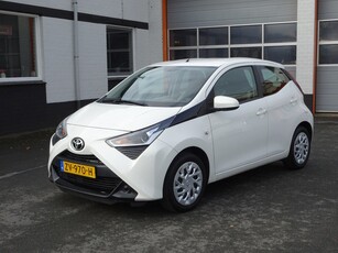 Toyota Aygo 1.0 VVT-i x-play limited Airco, carplay