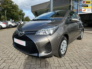 Toyota Yaris 1.0 VVT-i Business Plus, Navi, Camera, Etc.