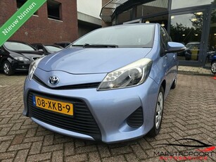 Toyota YARIS 1.5 FULL HYBRID AUTOMAAT / NAVI / CAMERA / TREK