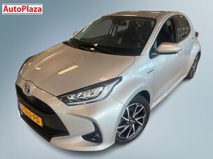 Toyota Yaris 1.5 Hybrid First Edition (bj 2020, automaat)