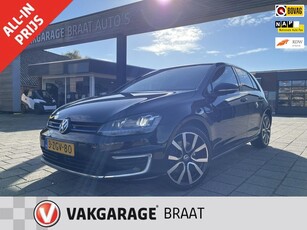 Volkswagen Golf 1.4 TSI GTE l PANO l LEDER l ADAP CRUISE l