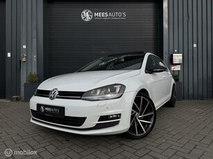 Volkswagen Golf 1.4 TSI HighlineDSGPanoACCLane assistvo