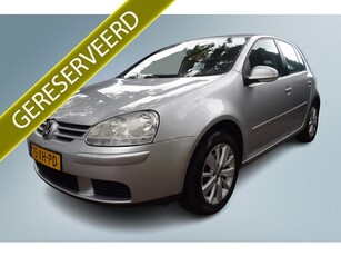 Volkswagen Golf 1.6 Optive 4 Groot scherm Navi/Bleutooth