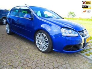 Volkswagen GOLF 3.2 R32 Schaalstoel