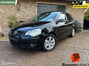 Volkswagen Polo 1.4-16V - 5 Deurs - Cruise - Airco - United