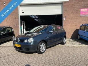 Volkswagen Polo 1.4-16V Highline Airco Cruisecontrol