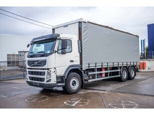 Volvo FM 330-6x2-E5+10 pneus/tires+intarder (bj 2010)