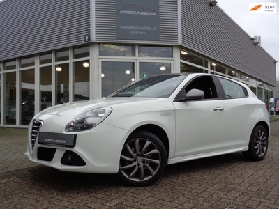 Alfa Romeo Giulietta 1.4 T Veloce / Airco / Pdc / Nieuwe