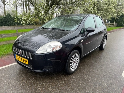 Fiat Grande Punto 1.4 Active 5 deurs Airco APK tm Maart 2025