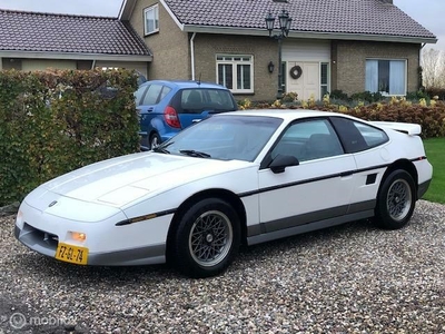 Pontiac Fiero 2.8 GT SCHUURVONDST !!