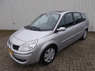 Renault Grand Scenic Benzine