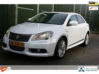 Suzuki Kizashi 2.4 Sport AWD AUTOMAAT, ZWART LEER