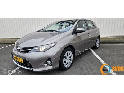 Toyota Auris Benzine