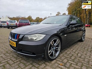 BMW 3-serie 318i Business Line AIRCO/cruise