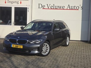 BMW 3-serie Touring 318i Executive Edition / leder / Apple