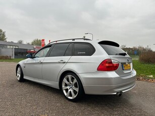 BMW 3 Serie Touring 320i High Executive