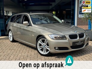 BMW 3-serie Touring 320i Luxury Line 2012 CLIMA LM NAP!