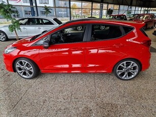 Ford Fiesta 1.0 EcoB. ST-Line Trekhaak Navi